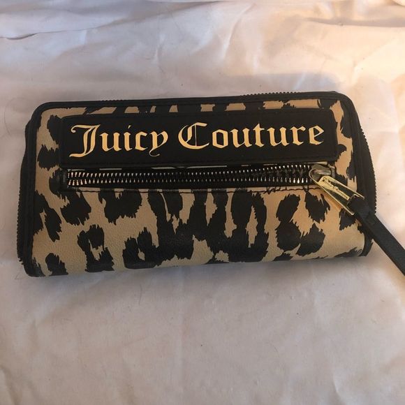 Juicy Couture Handbags - Wallet juicy contour animal print